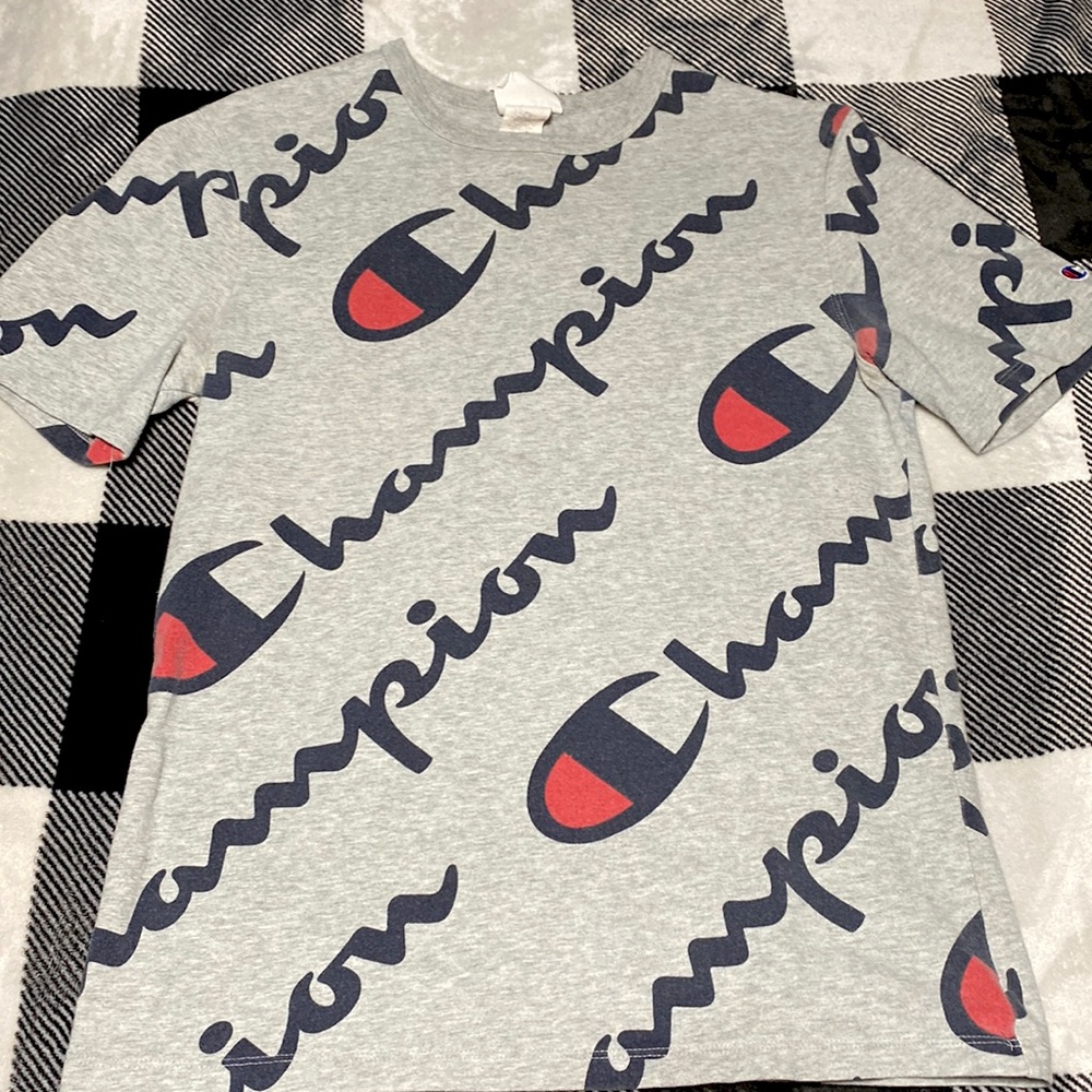 Brand champion size medium colors grey red and dark blue
